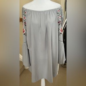 UMGEE Gray Crepe Off The Shoulder Dress With Embroidered Flowers Bell Sleeves S